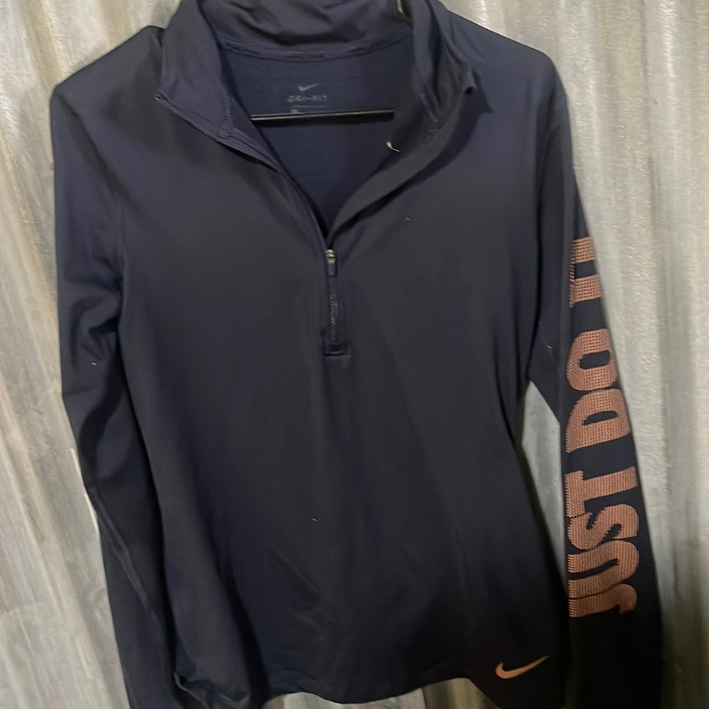 NIKE QUARTER ZIP DRY FIT